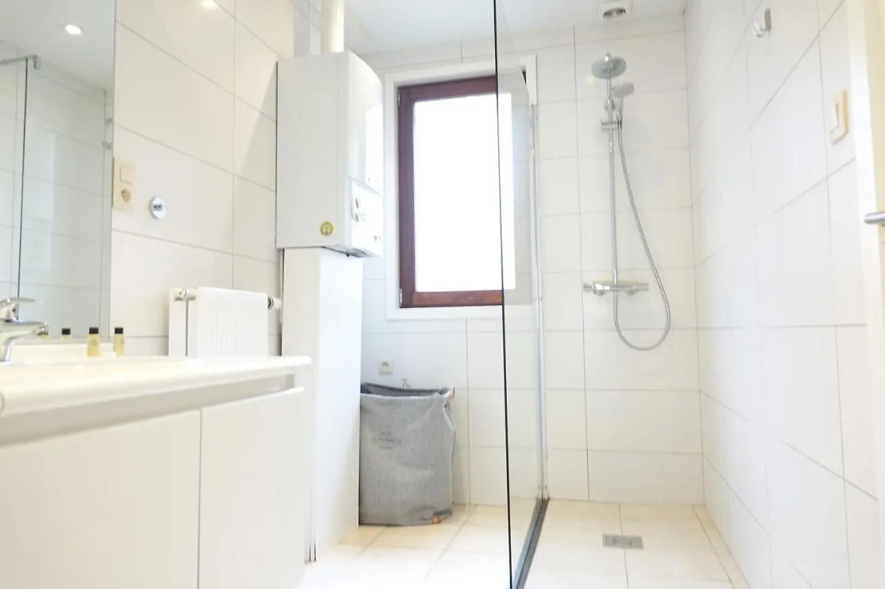 Apartment The View - Spacious 2 Bdr Appt In With View Antwerp Belgium