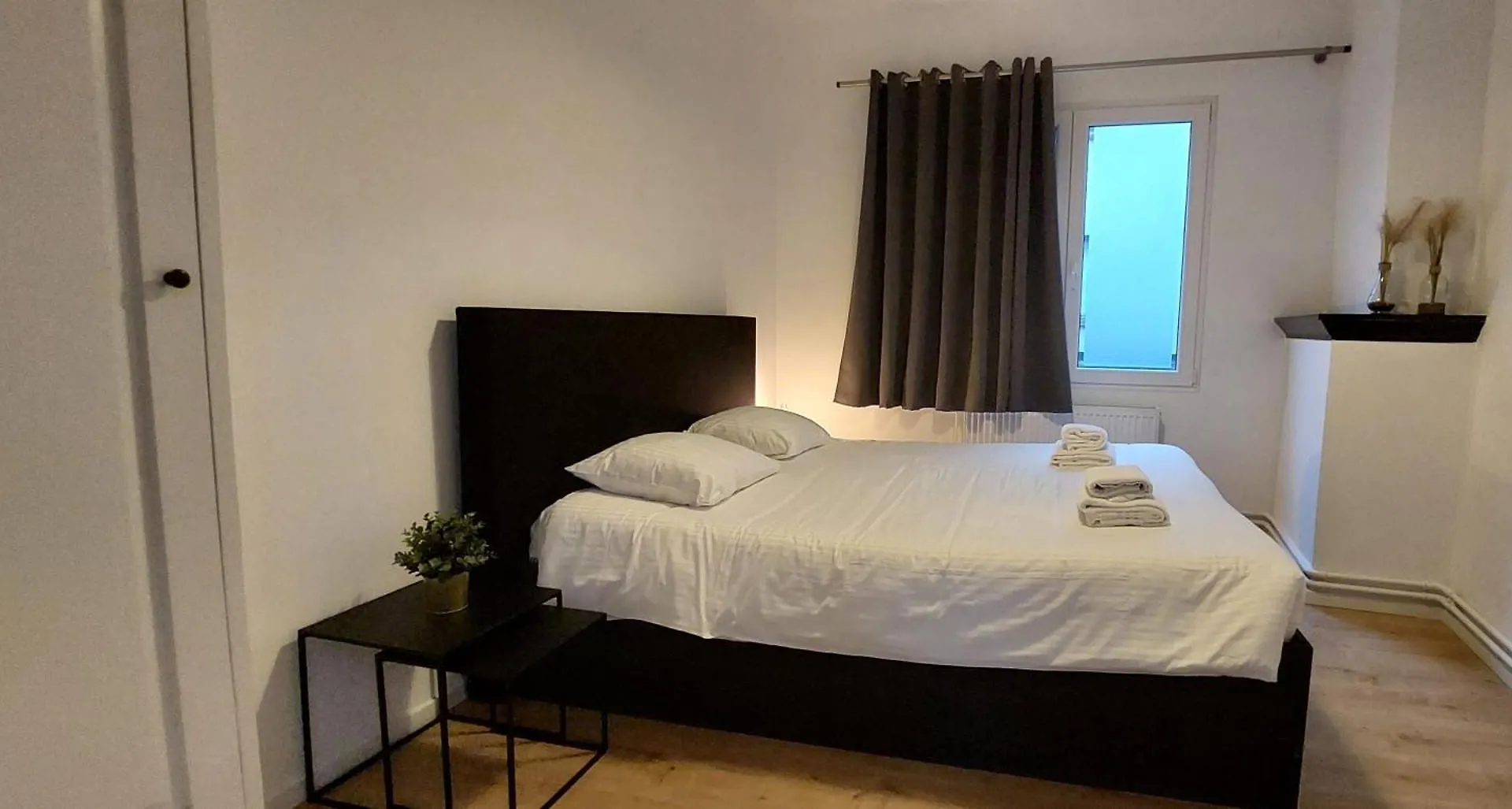 The View - Spacious 2 Bdr Appt In With View Antwerp Belgium