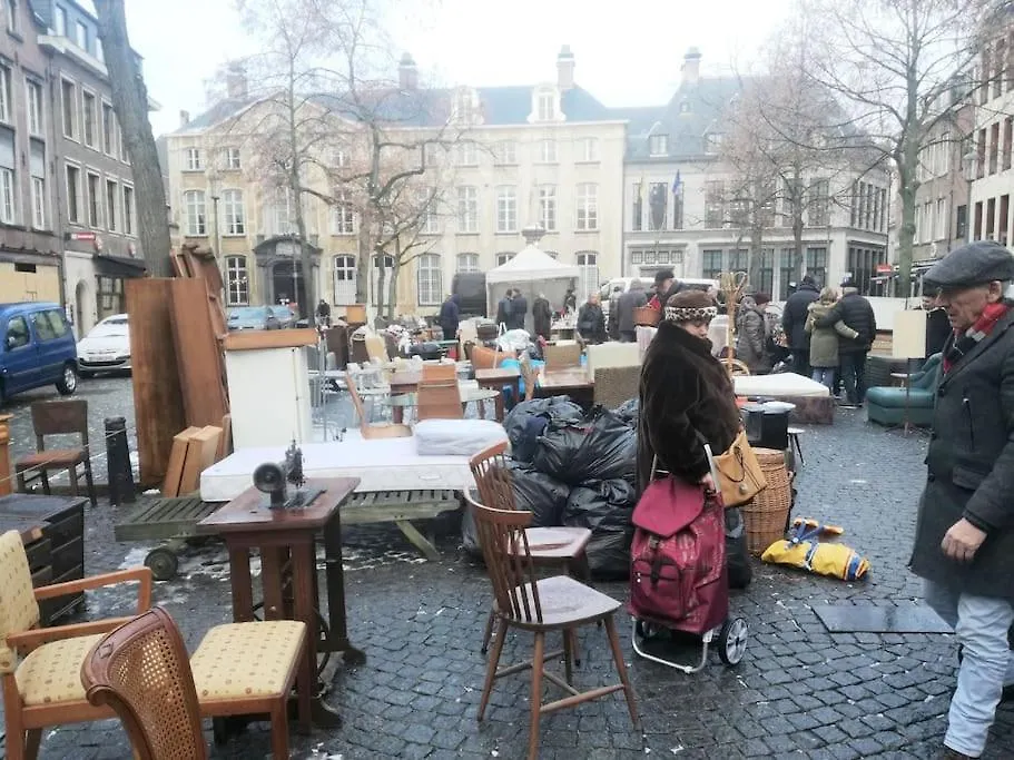 The View - Spacious 2 Bdr Appt In With View Antwerp